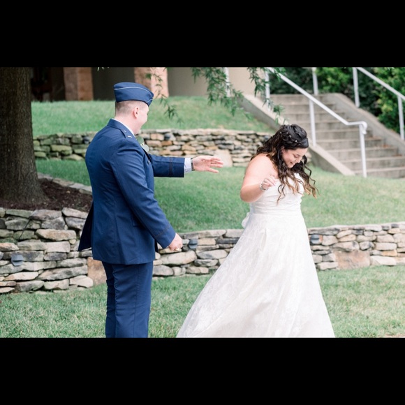 Meet your posher, Kate - Picture 3 of 10